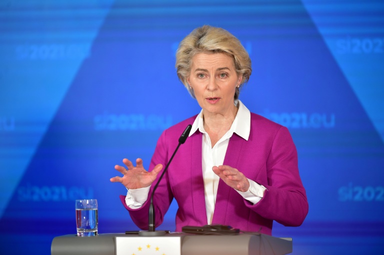 Von Der Leyen Will EU Recht Gegen Polen Verteidigen